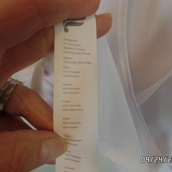 Fabletics Blake Open Back Tank WorkOut Shirt Very Lightweight - Picture 11 of 14